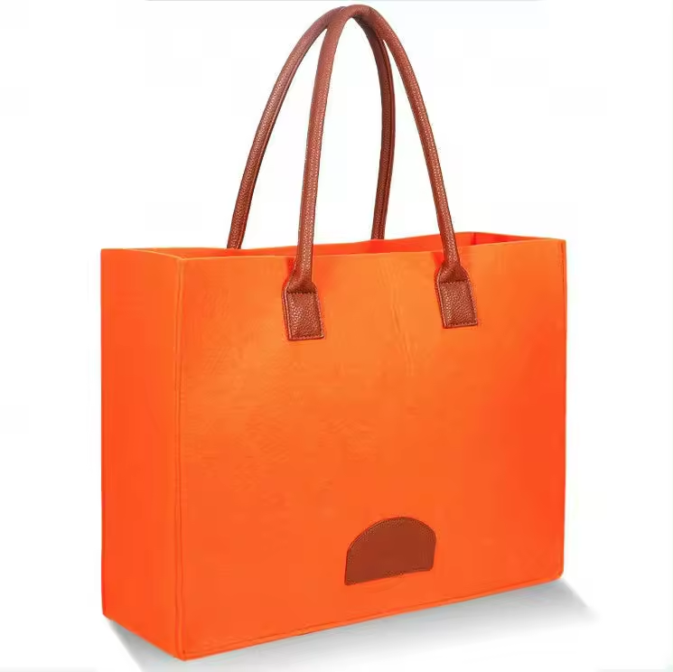 Felt Shopping shoulder bags